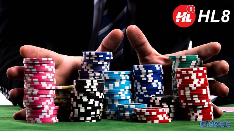 Bluff là gì trong Poker là một chiến thuật quan trọng giúp anh em kiểm soát được trận đấu